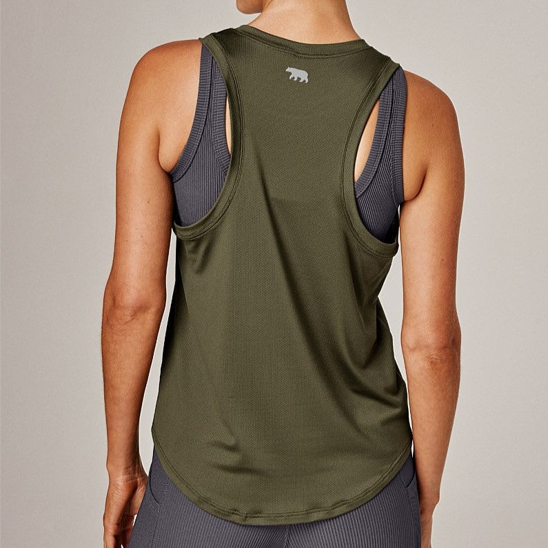 Running Bare victory crew running tank