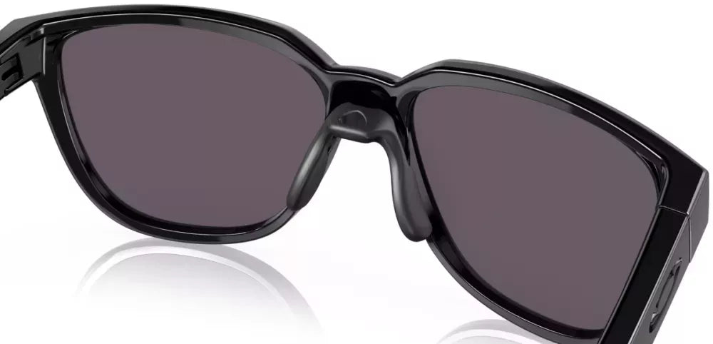 Oakley Actuator Polished Black W/ Prizm Grey