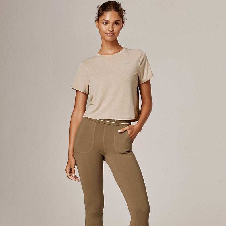 Running Bare elevate seacell workout crop tee