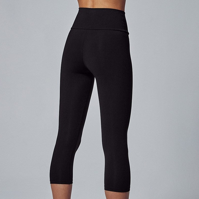 Running Bare ab tastic karma 3/4 tight 21